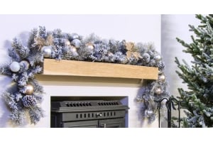 6 of the Best Christmas Garlands to Transform Your Winter Wonderland