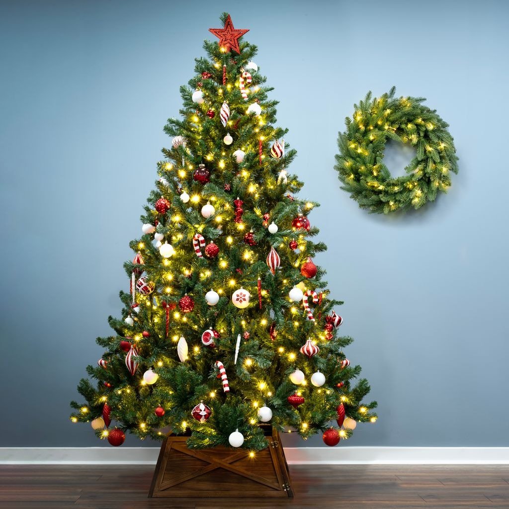 8 Foot Tree Decoration Set