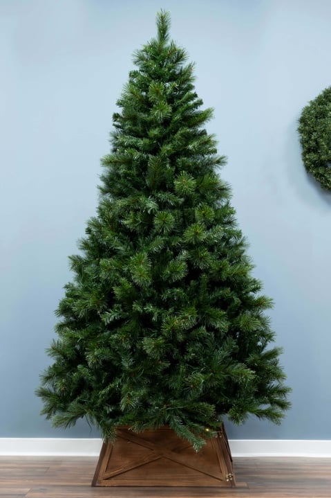 The 10ft Majestic Dew Pine Tree