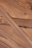 Natural Brown Wooden Christmas Tree Skirt (Fits 7ft-9ft Trees)
