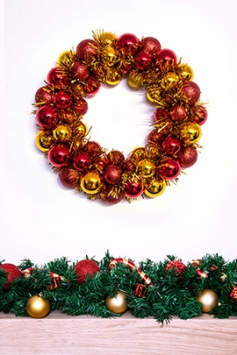 33cm Red & Gold Shatterproof Bauble Wreath