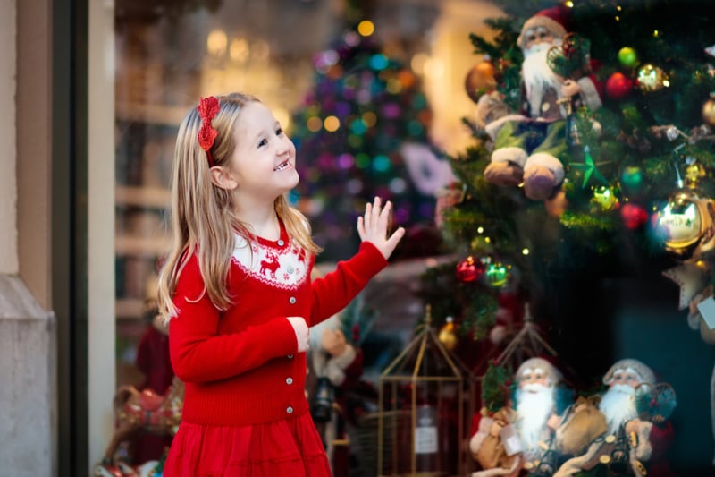 Which Christmas Tree is Best for Your Shopfront?