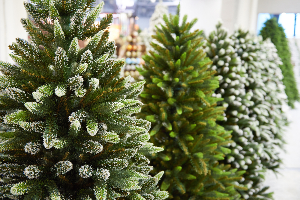 Real vs Artificial Christmas Trees Which Should You Choose?